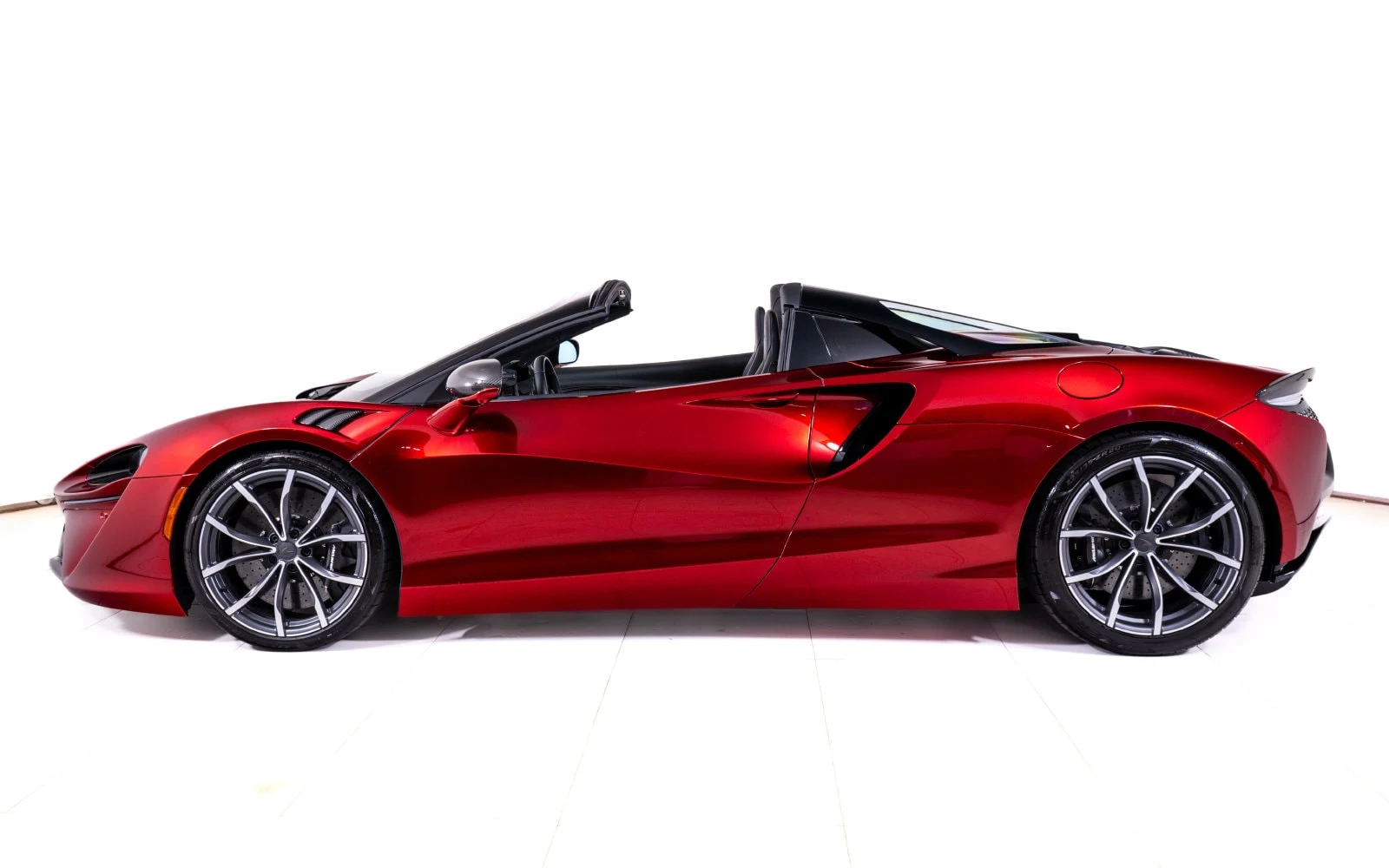 2025 McLaren Artura Spider TechLux, 2/27
