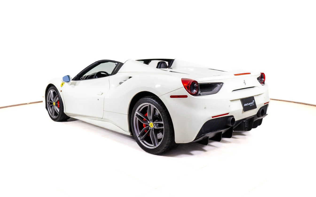 2017 Ferrari 488 Spider, 4/27