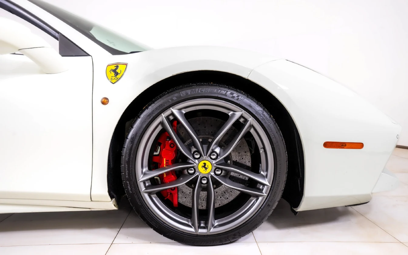 2017 Ferrari 488 Spider, 18/27
