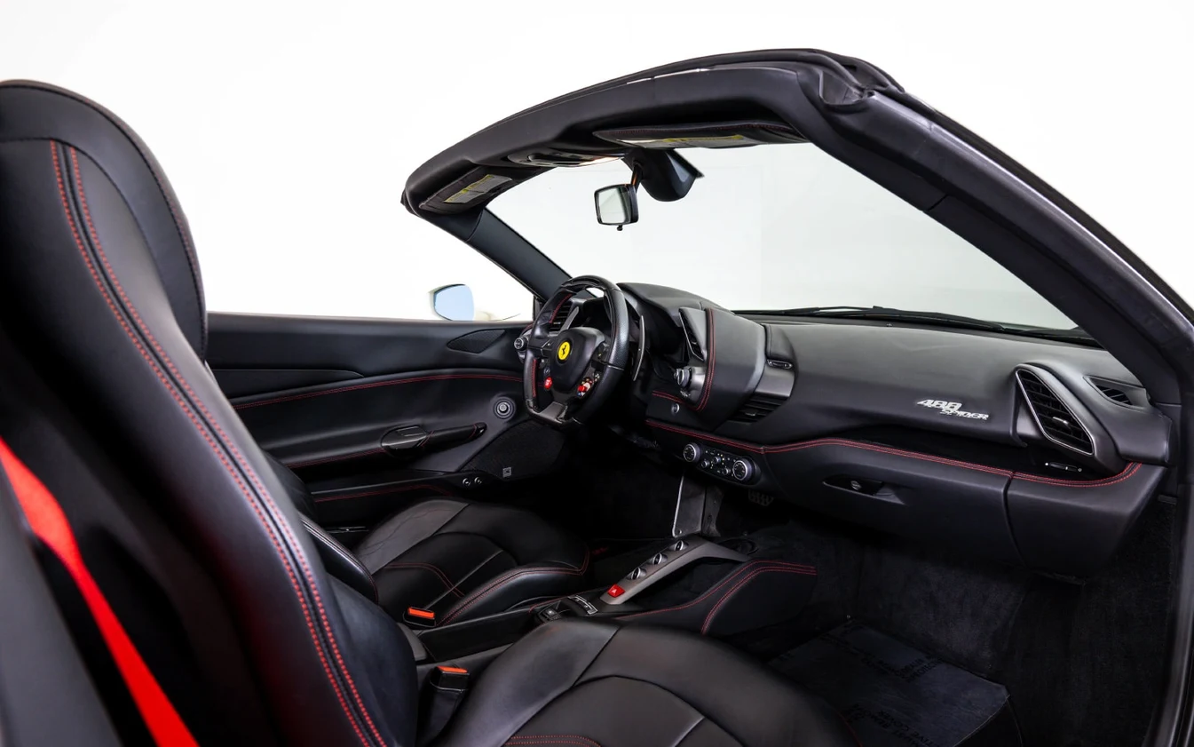 2017 Ferrari 488 Spider, 23/27