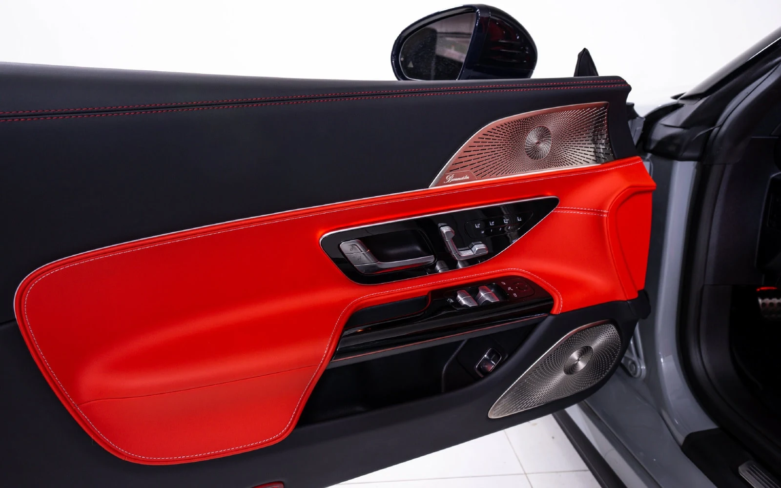 2024 Mercedes-Benz AMG SL 63 (R232), 20/27