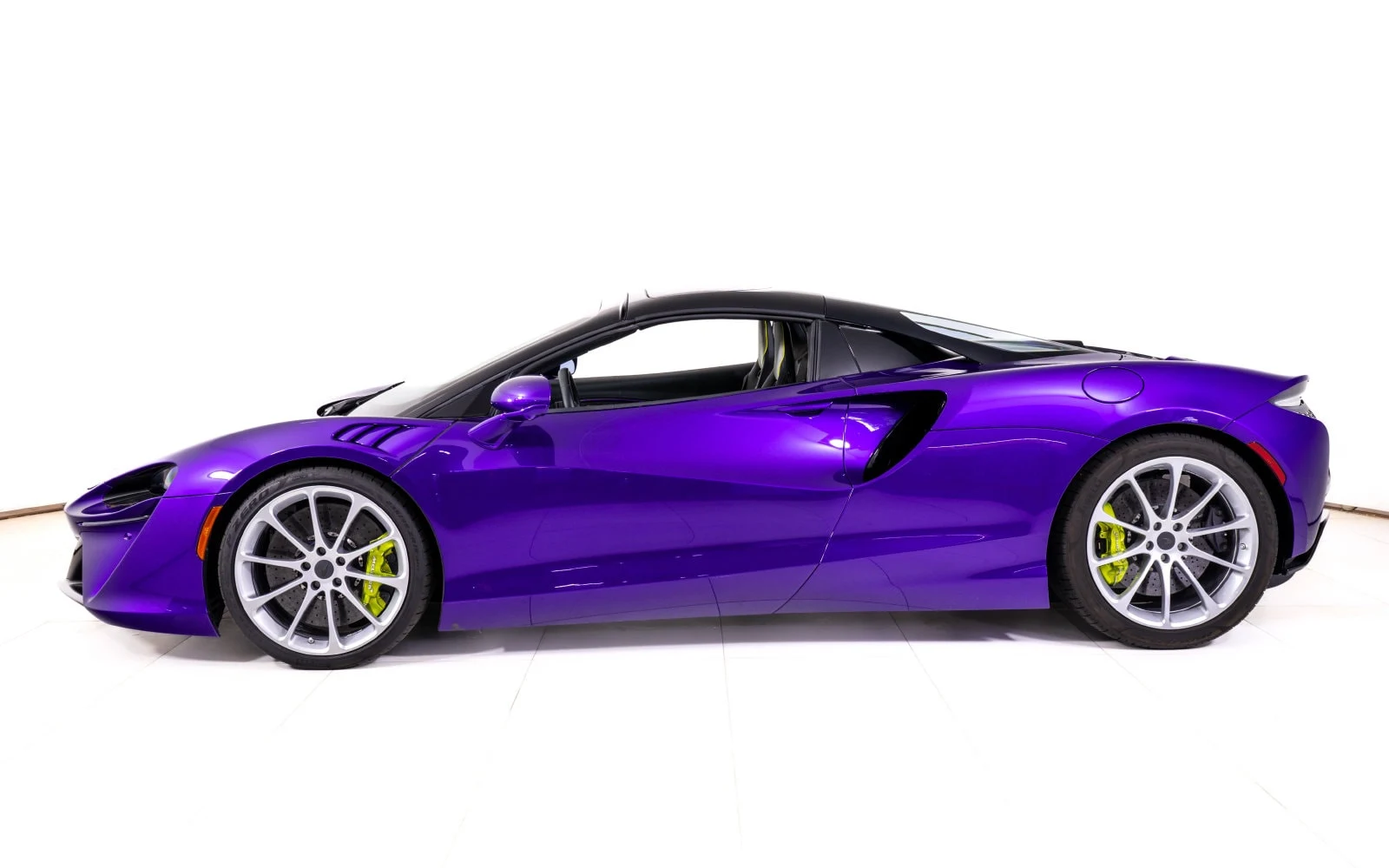 2025 McLaren Artura Spider Vision, 3/26