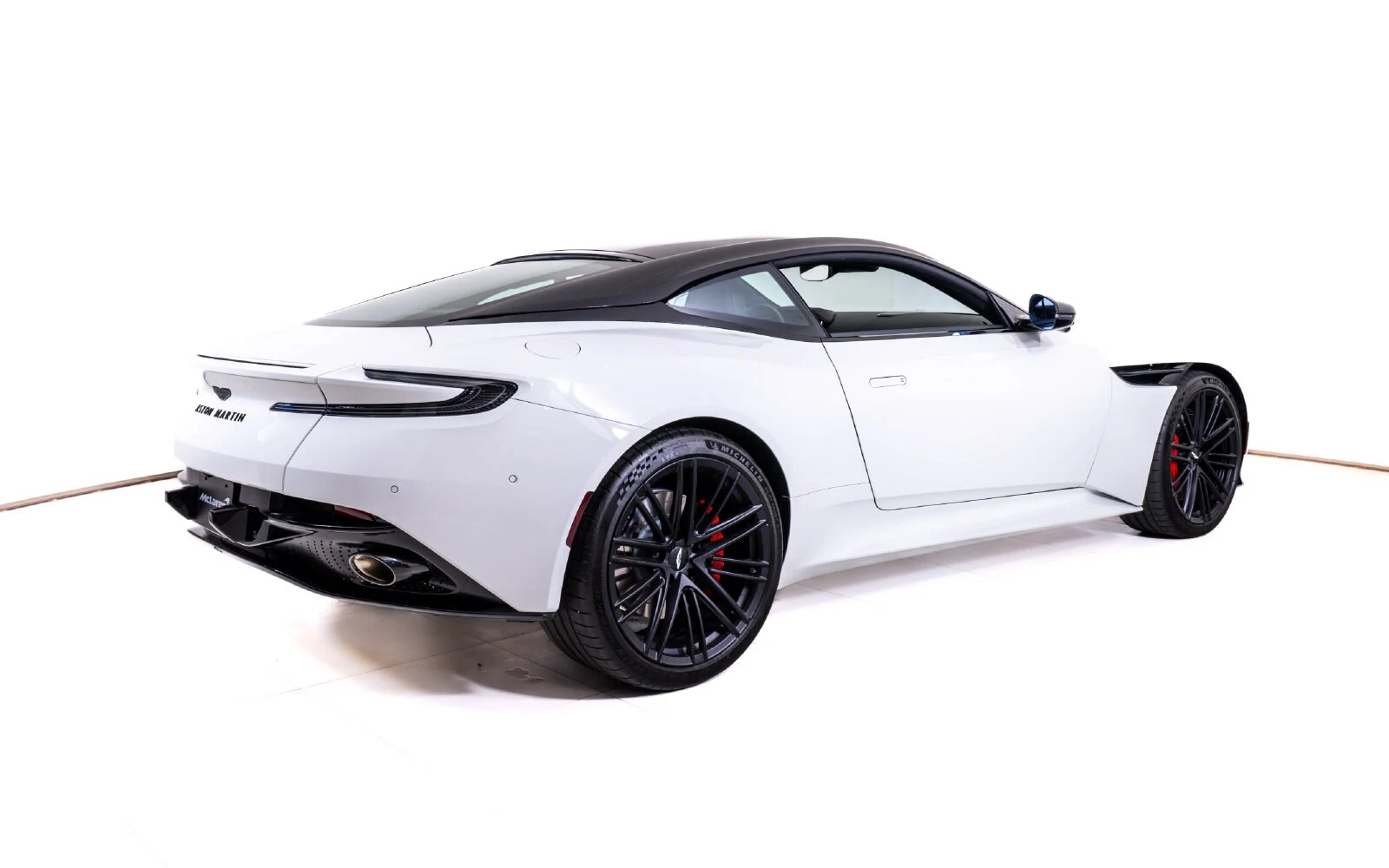 2025 Aston Martin DB12 Coupé, 5/26