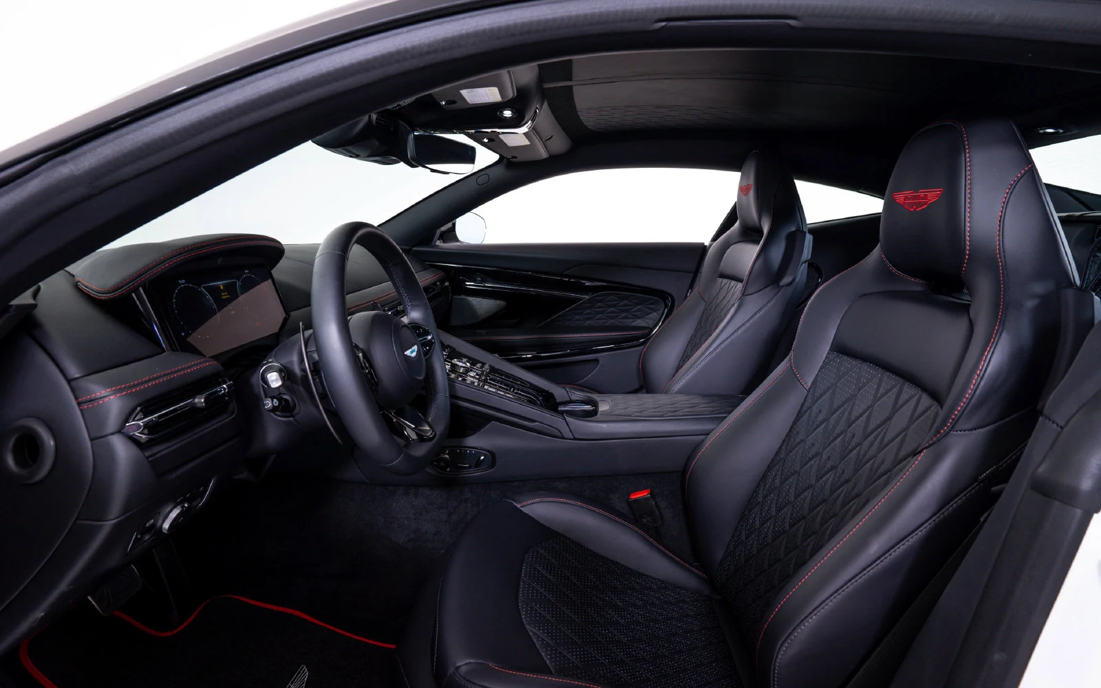 2025 Aston Martin DB12 Coupé, 22/26