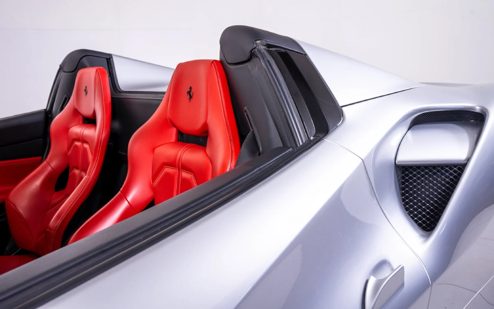 2019 Ferrari 488 Spider, 15/26