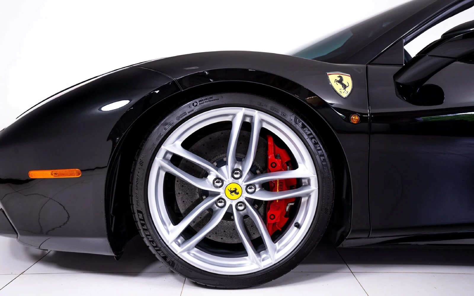 2018 Ferrari 488 Spider, 16/26
