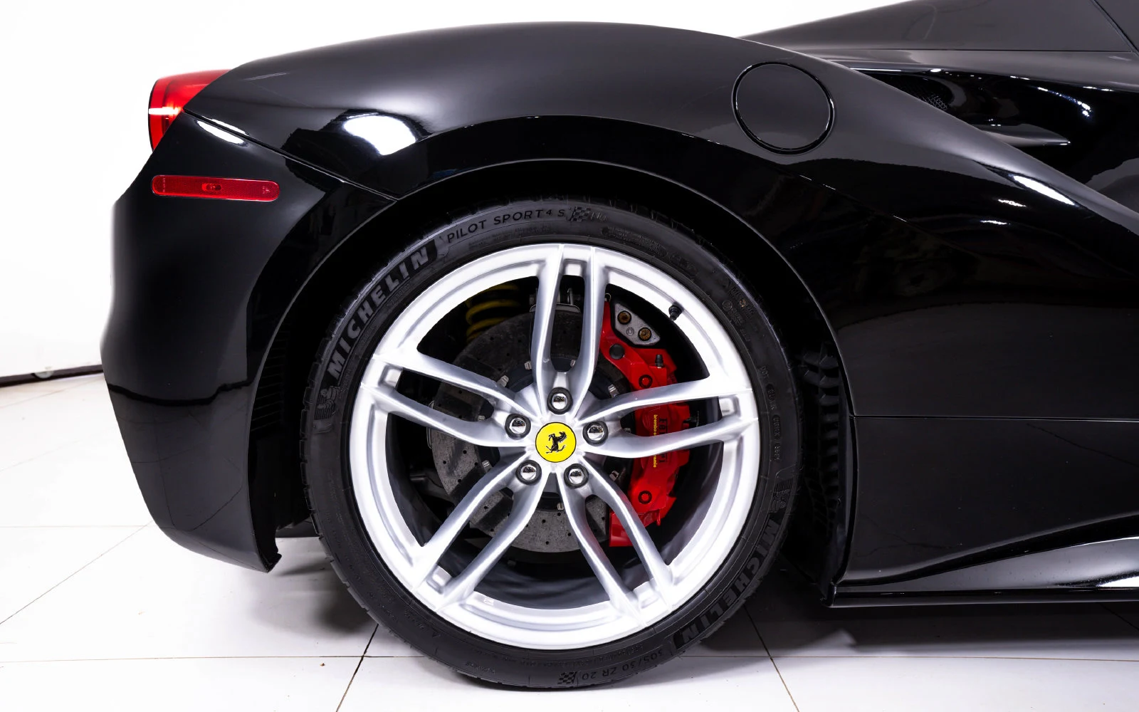 2018 Ferrari 488 Spider, 18/26