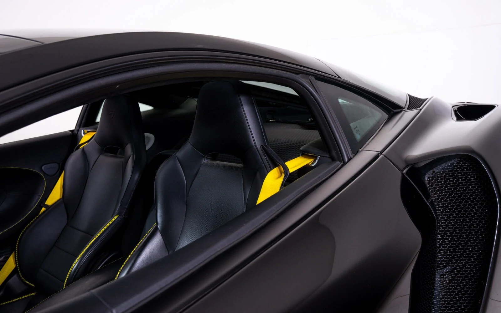 2022 McLaren GT, 24/26