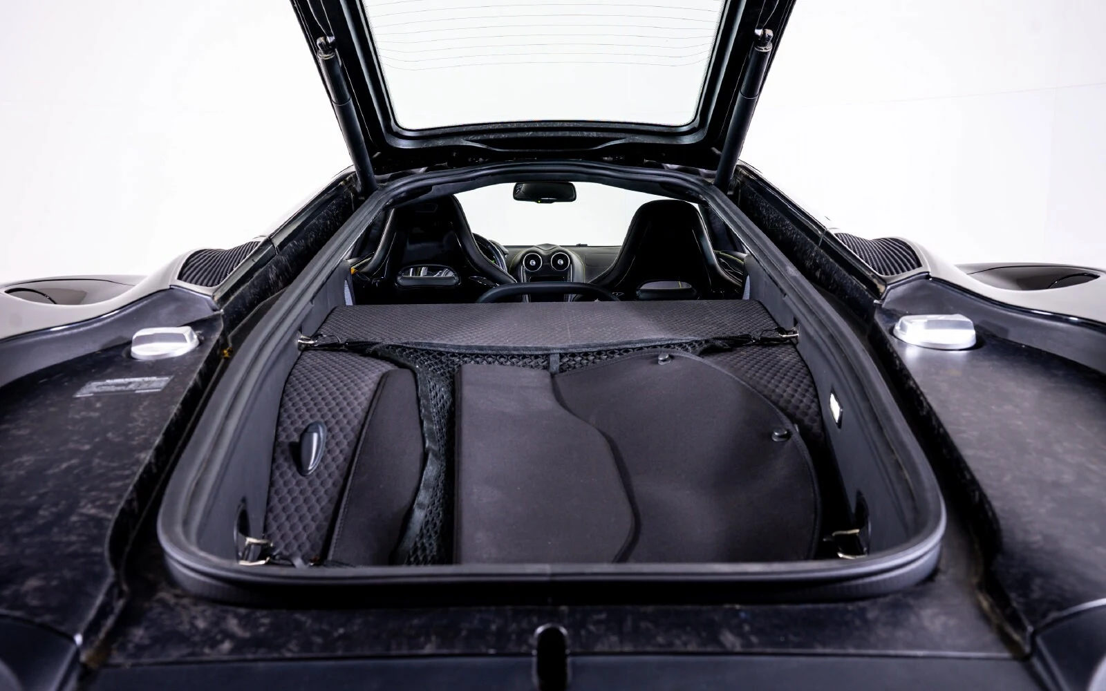 2022 McLaren GT, 26/26