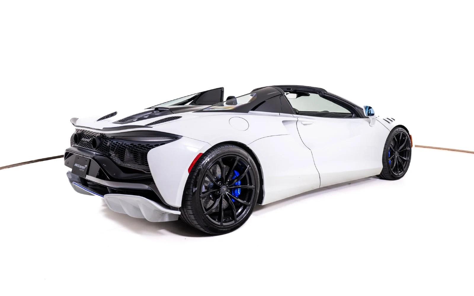 2025 McLaren Artura Spider Performance, 7/25