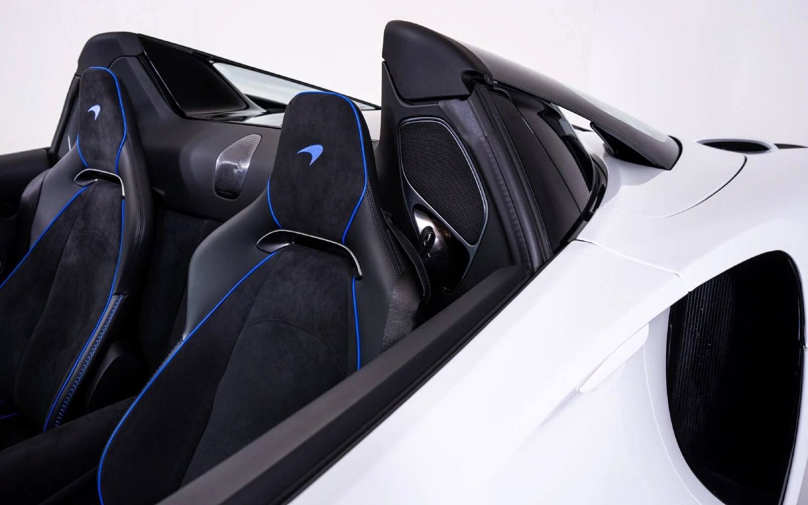 2025 McLaren Artura Spider Performance, 15/25