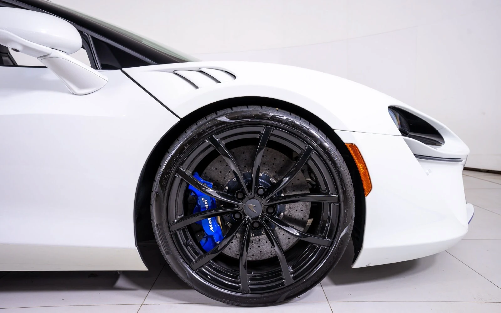 2025 McLaren Artura Spider Performance, 19/25