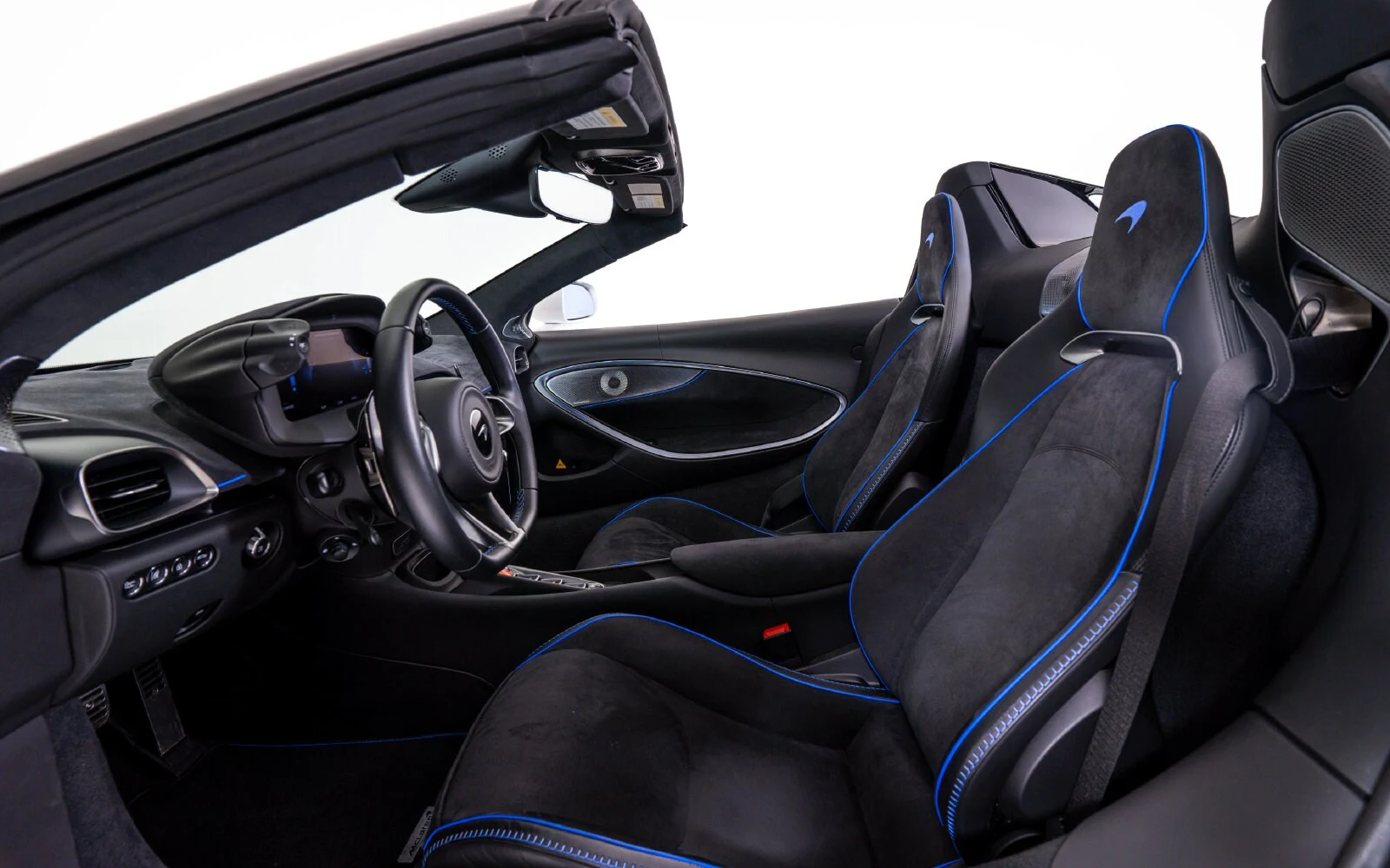 2025 McLaren Artura Spider Performance, 22/25