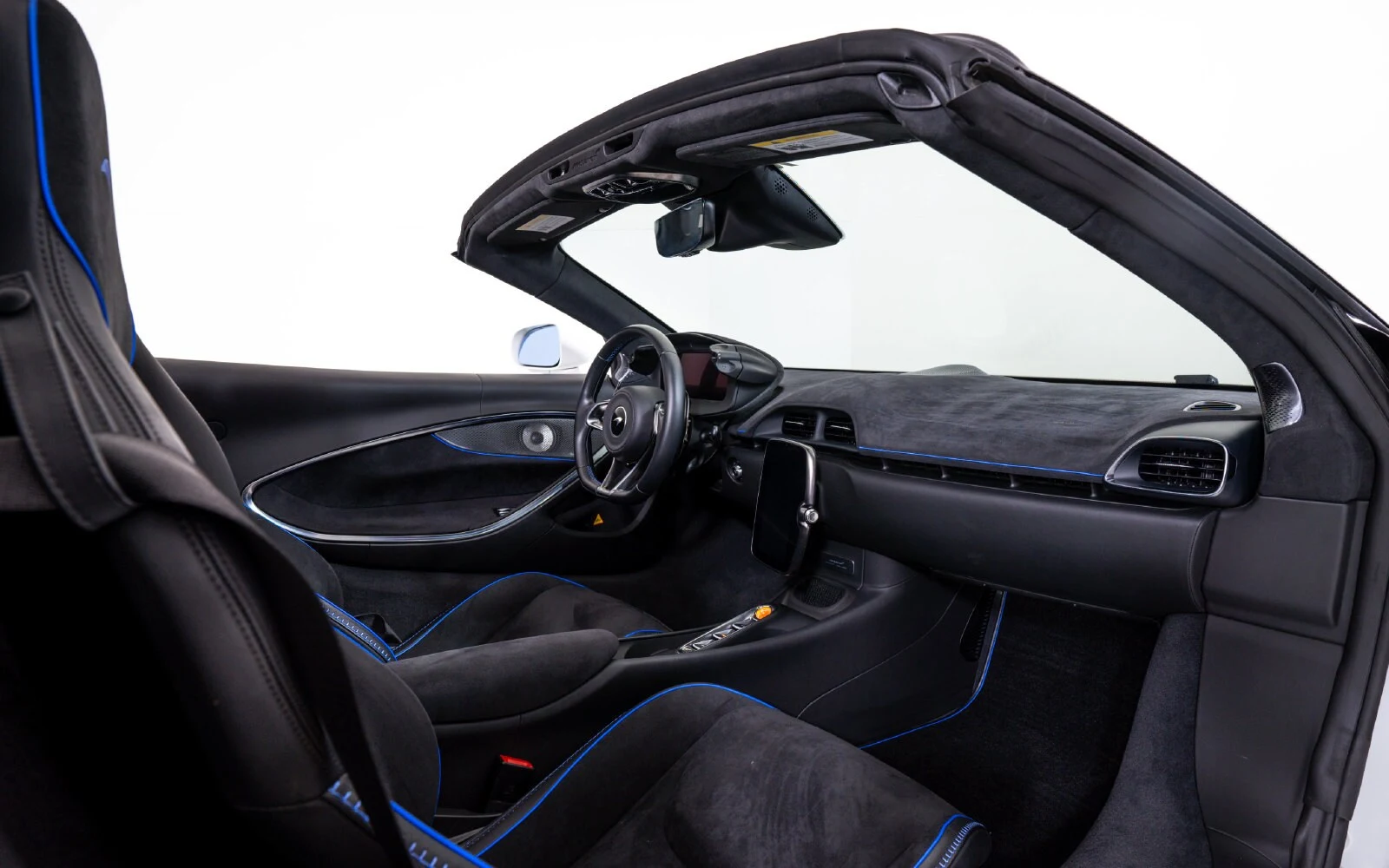 2025 McLaren Artura Spider Performance, 24/25