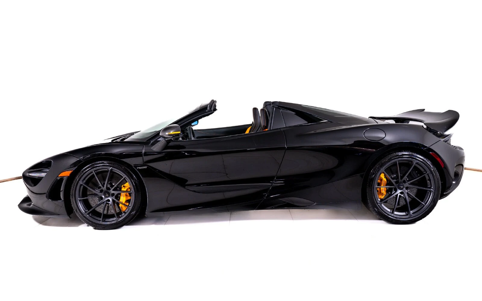 2027 McLaren 750S Spider, 2/25