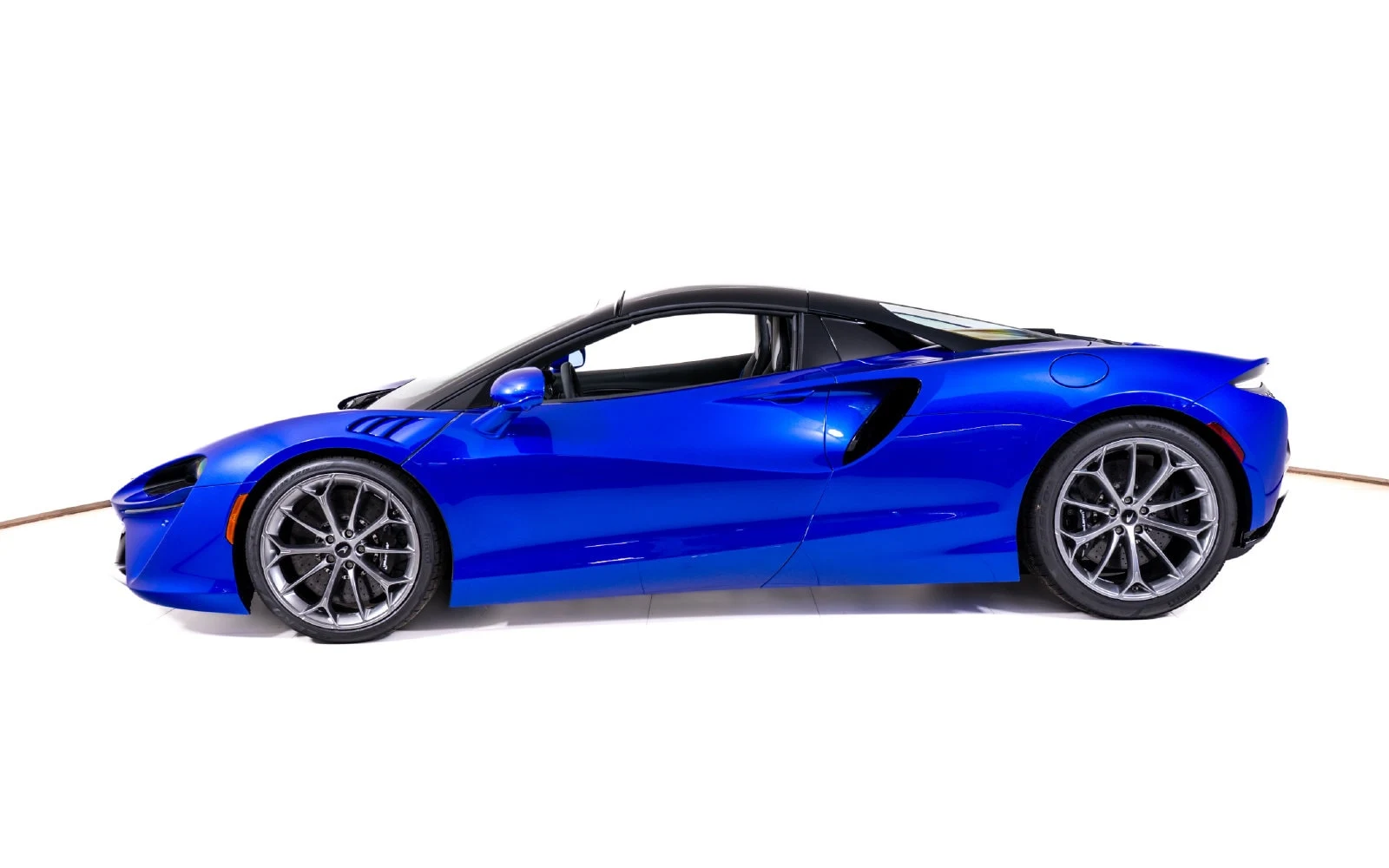 2027 McLaren Artura Spider, 3/25