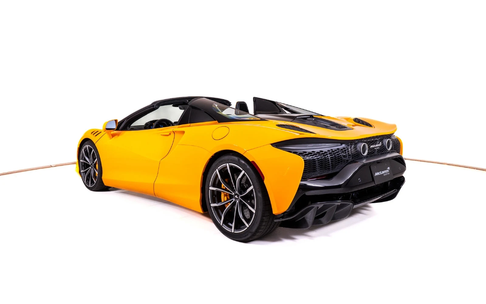 2027 McLaren Artura Spider, 5/25