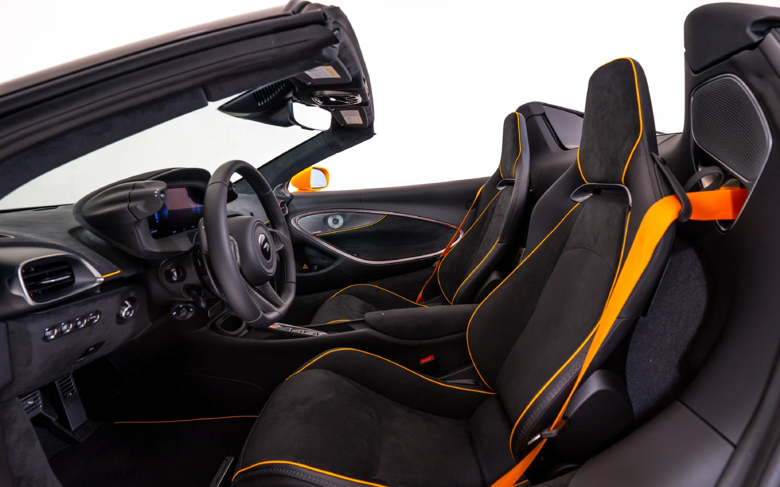 2027 McLaren Artura Spider, 22/25