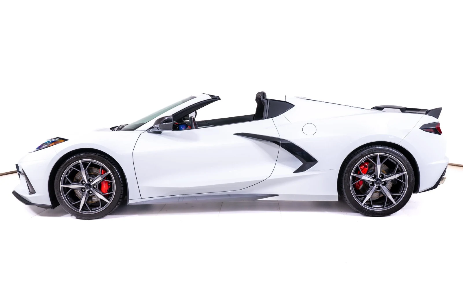 2022 Chevrolet Corvette Stingray C8, 2/24