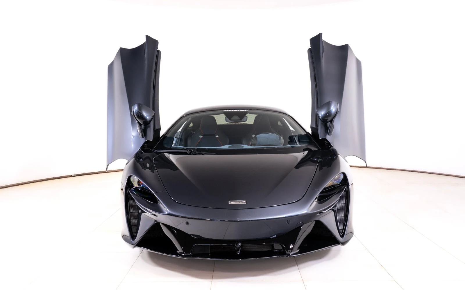 2025 McLaren Artura Performance, 9/24