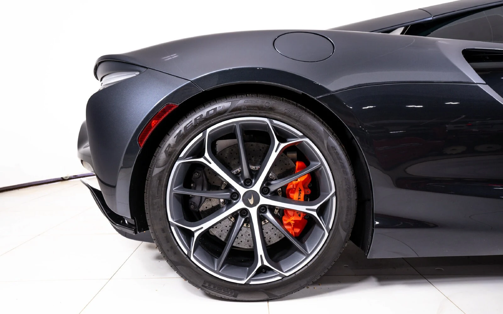2025 McLaren Artura Performance, 16/24