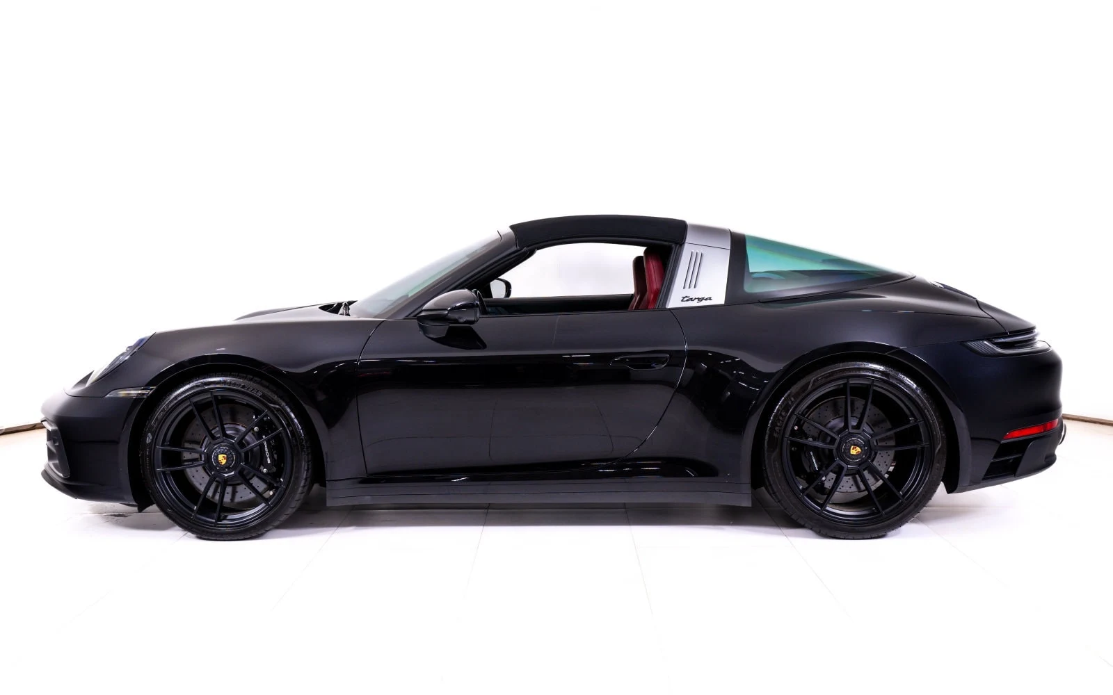 2022 Porsche 911 (992.1) Targa 4 GTS, 2/24
