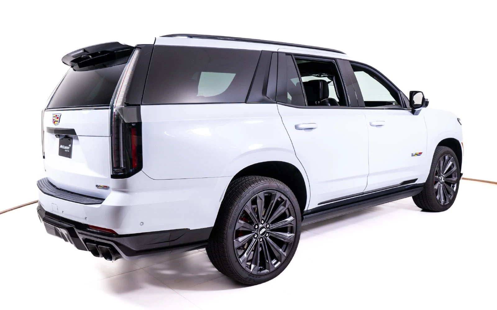 2026 Cadillac Escalade V-Series, 5/24