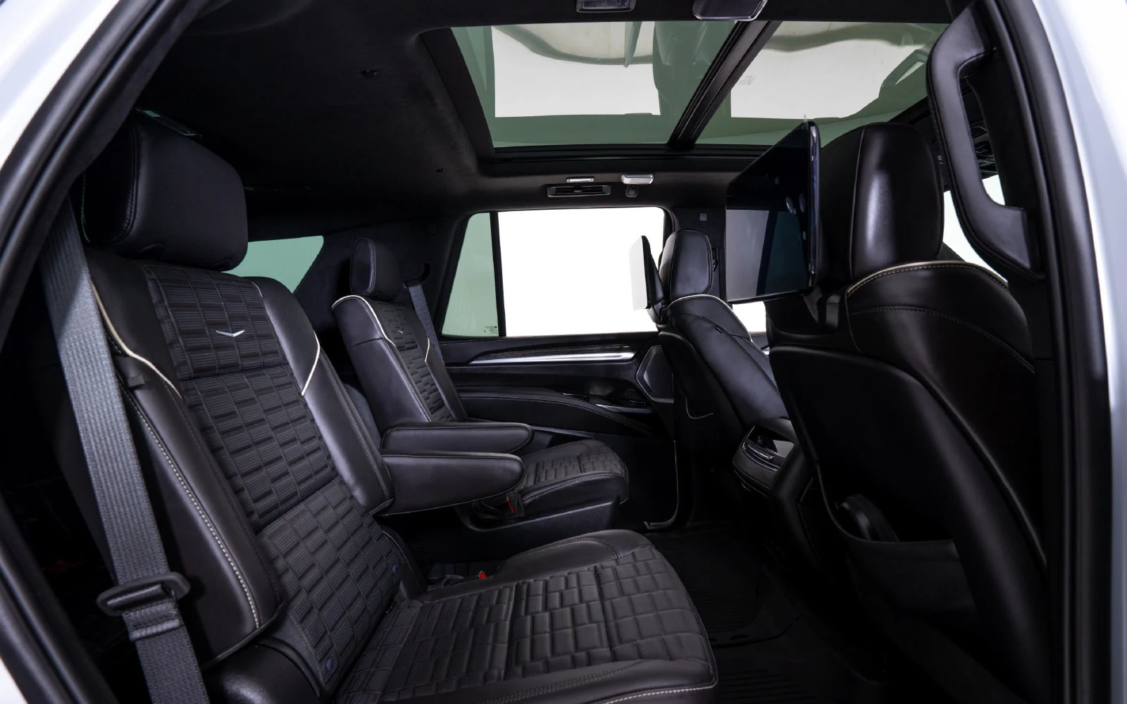 2026 Cadillac Escalade V-Series, 19/24