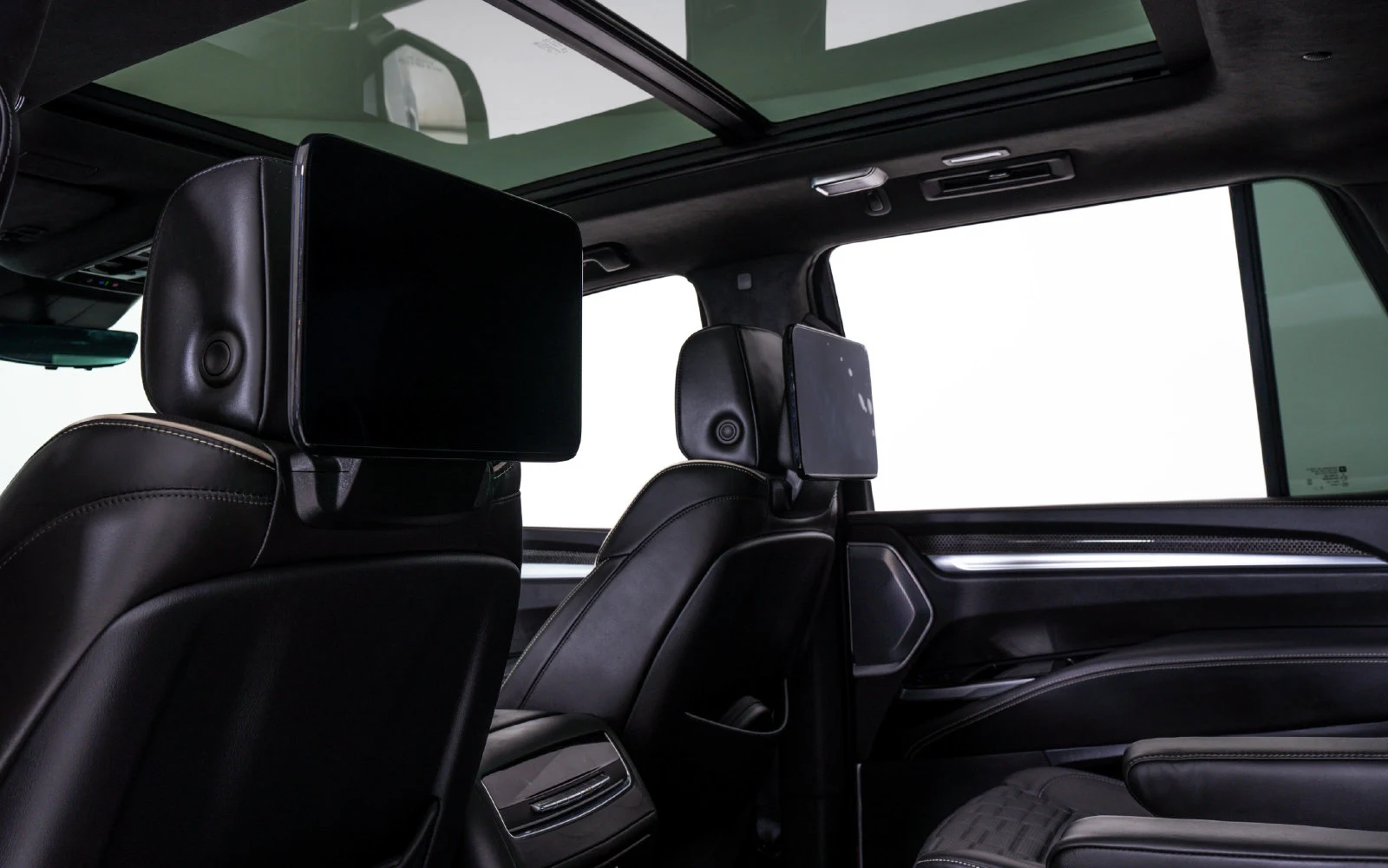 2026 Cadillac Escalade V-Series, 22/24