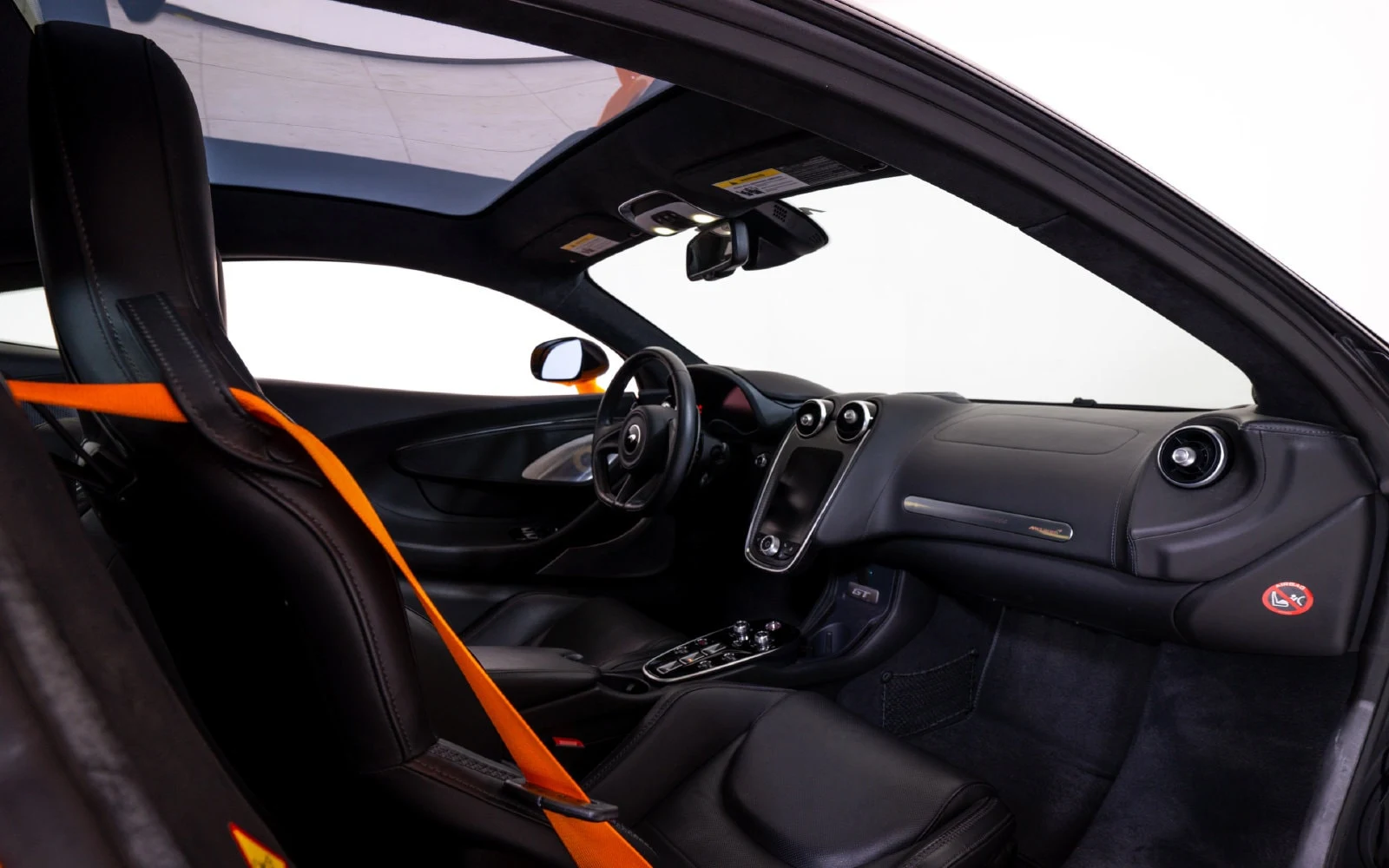 2023 McLaren GT, 21/24