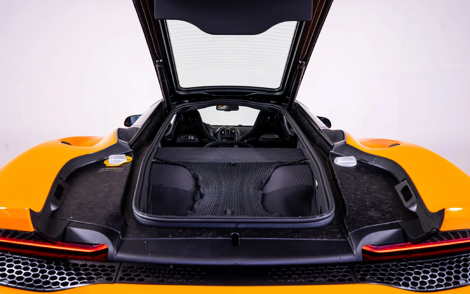 2023 McLaren GT, 23/24