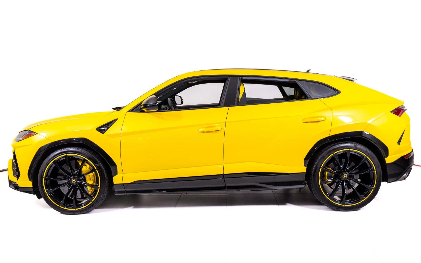 2021 Lamborghini Urus Pearl Capsule, 2/23