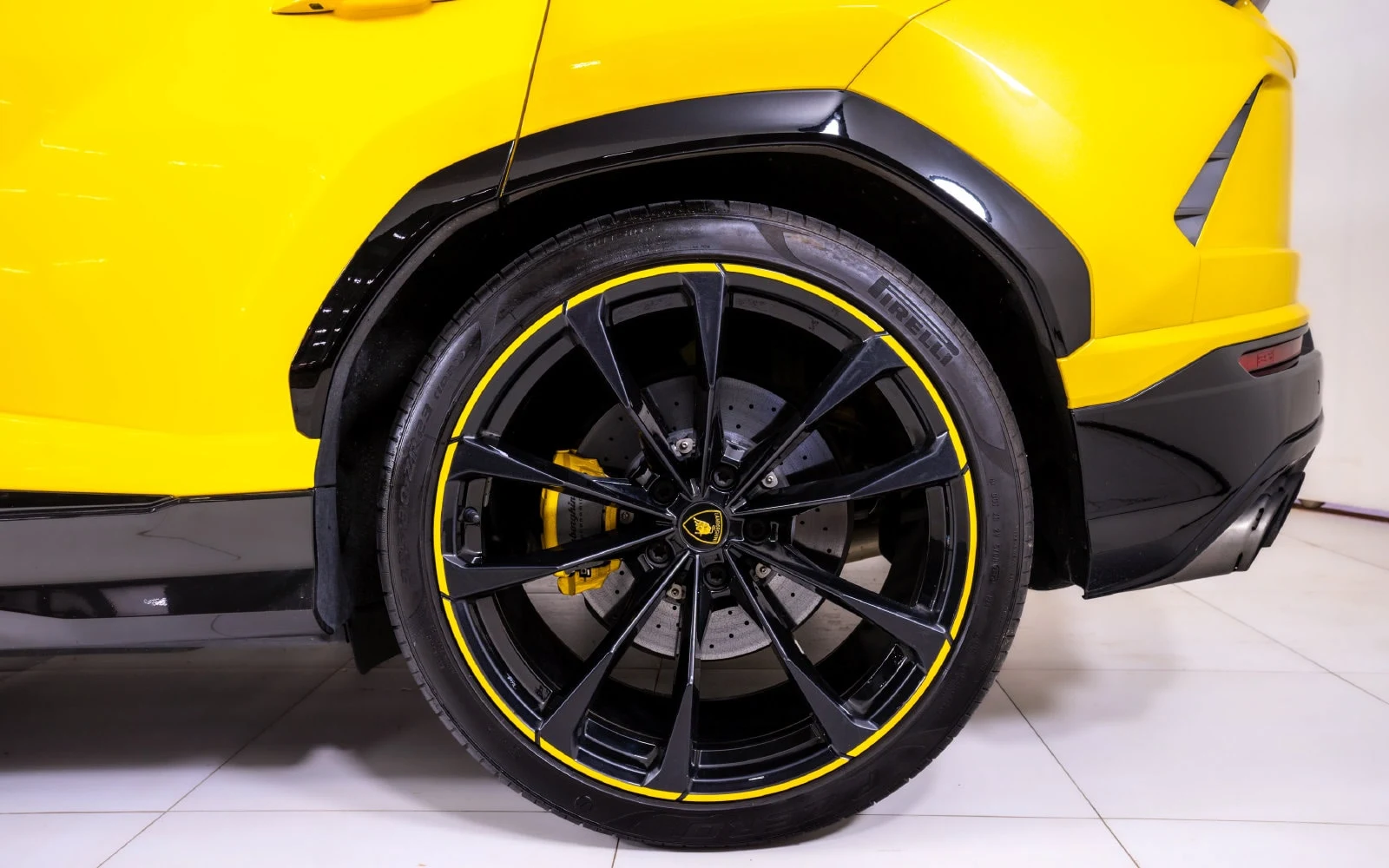 2021 Lamborghini Urus Pearl Capsule, 11/23