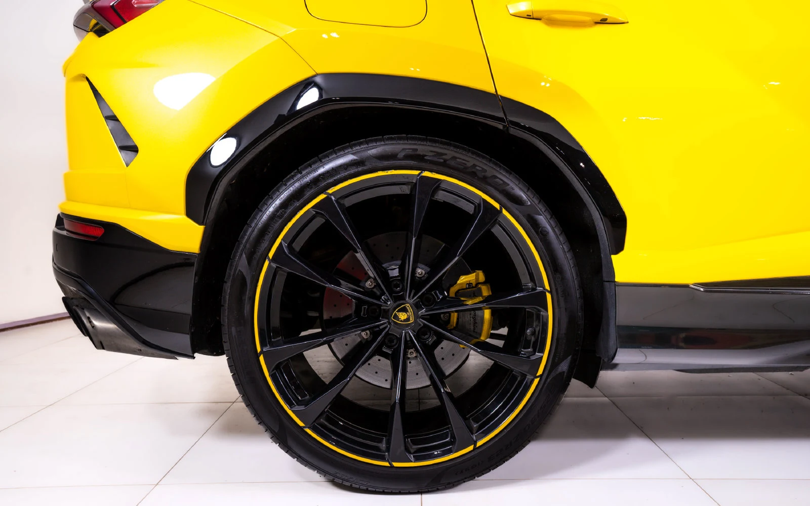 2021 Lamborghini Urus Pearl Capsule, 12/23