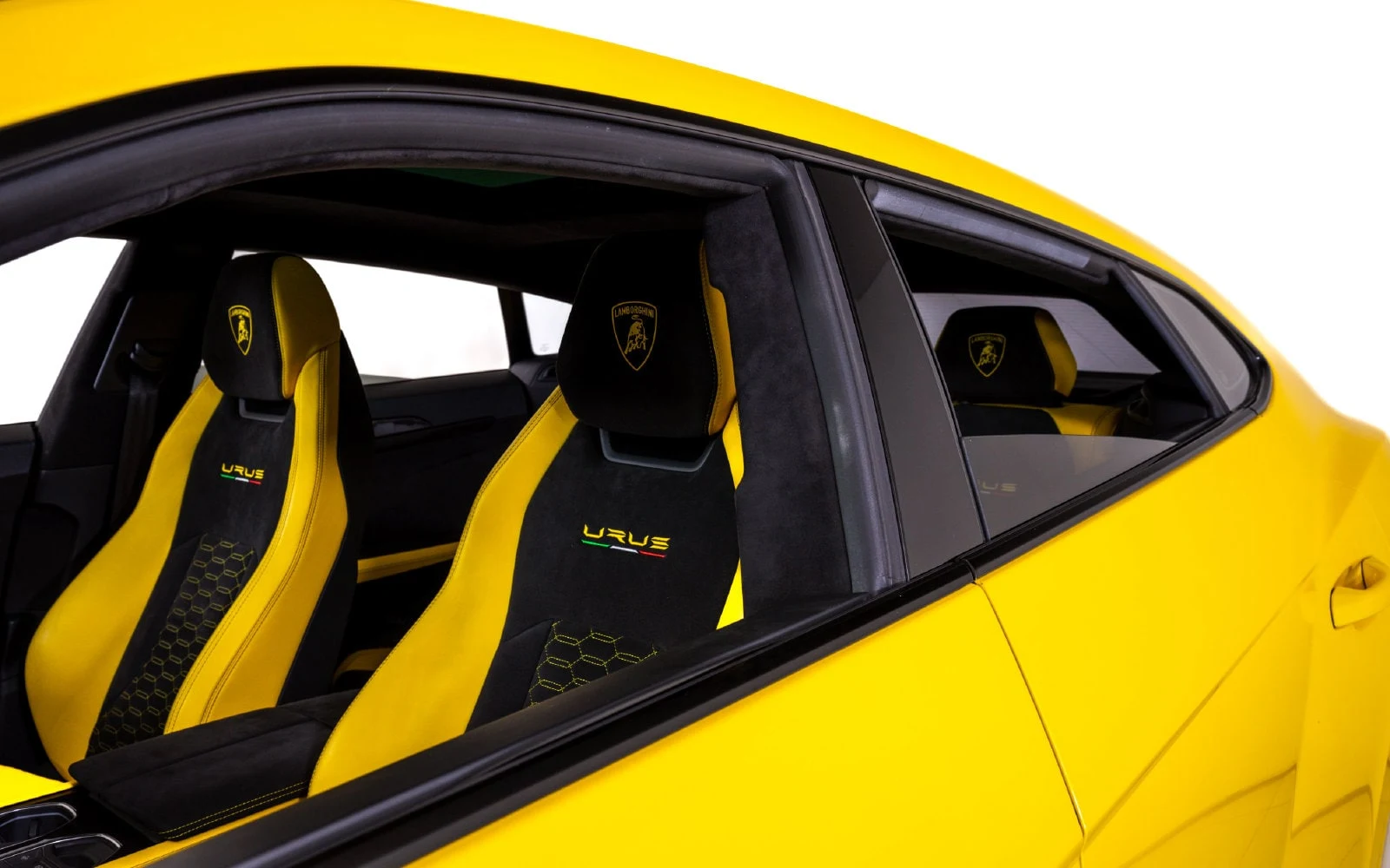 2021 Lamborghini Urus Pearl Capsule, 14/23