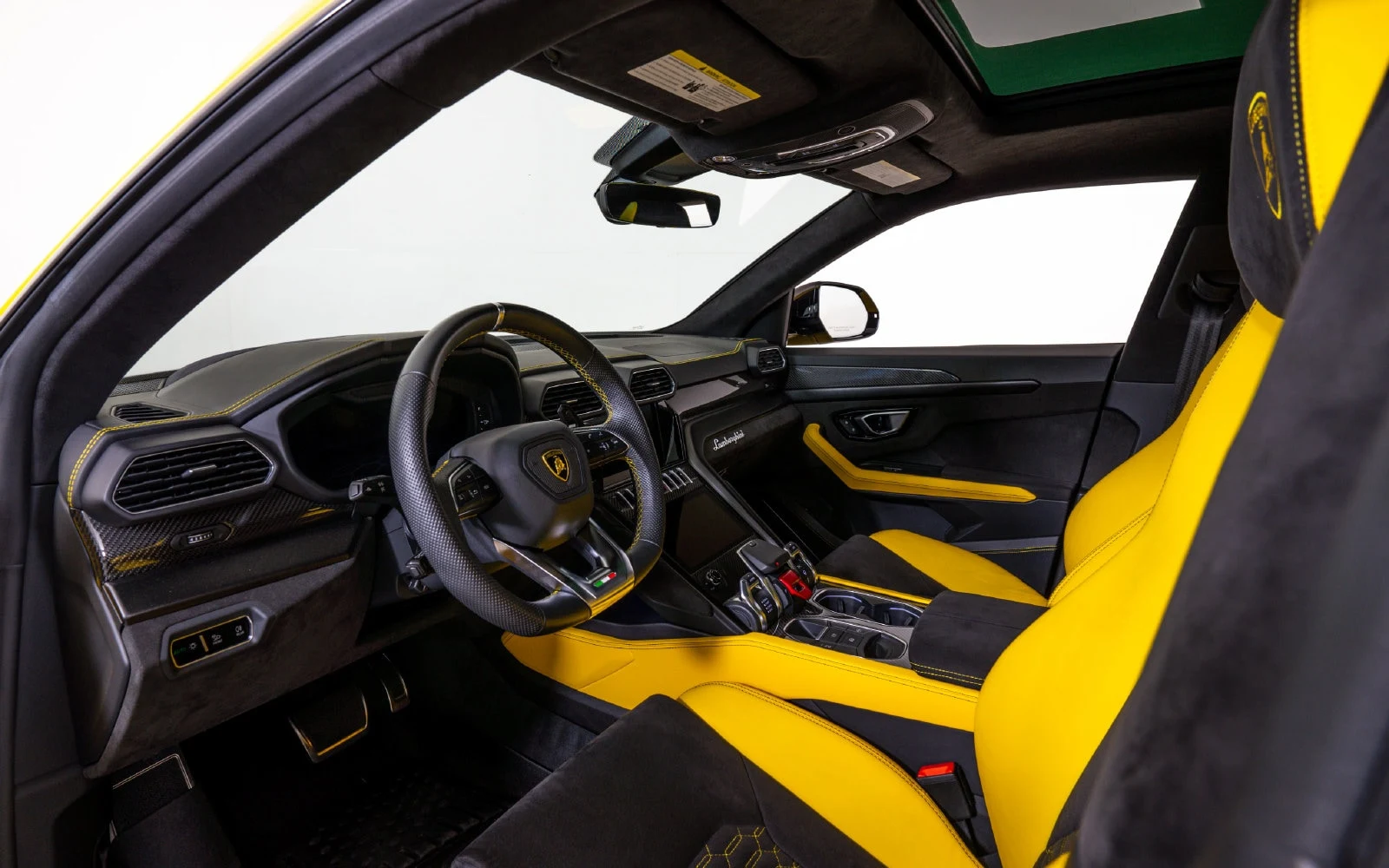 2021 Lamborghini Urus Pearl Capsule, 17/23