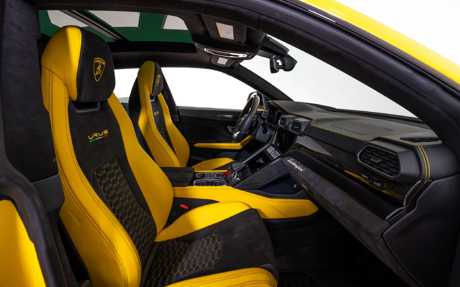 2021 Lamborghini Urus Pearl Capsule, 19/23