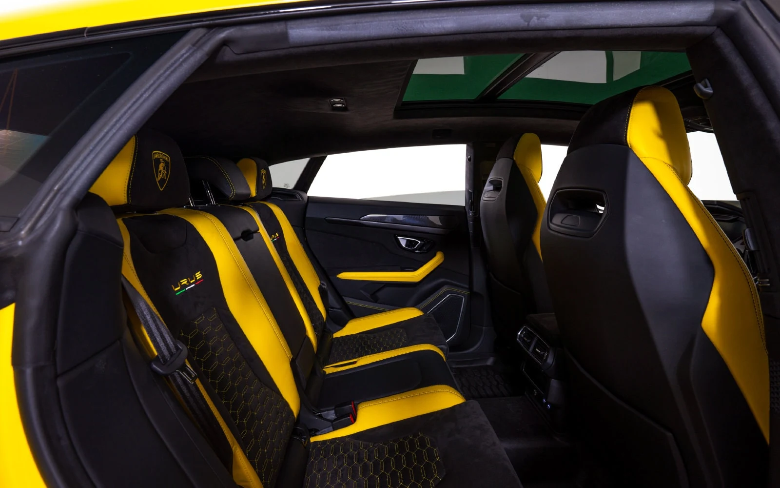 2021 Lamborghini Urus Pearl Capsule, 21/23