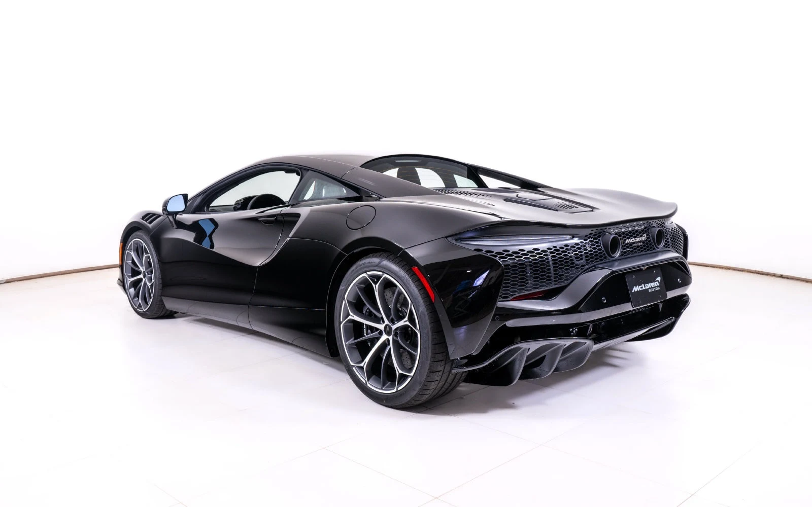 2026 McLaren Artura Performance, 3/22