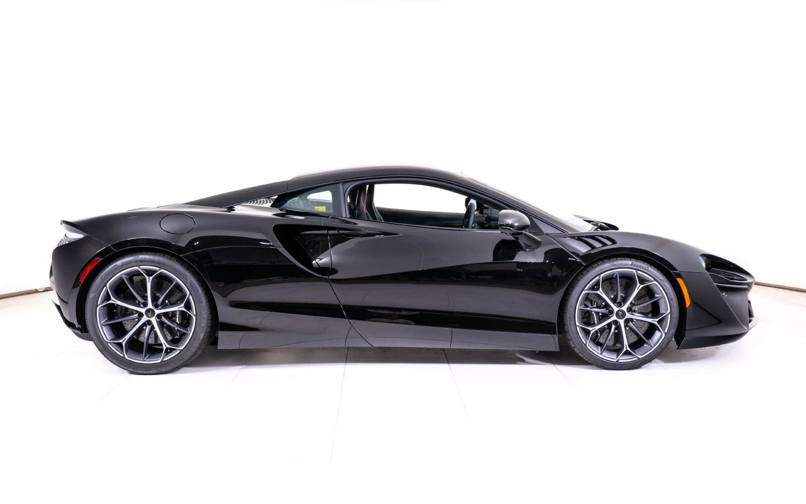 2026 McLaren Artura Performance, 6/22