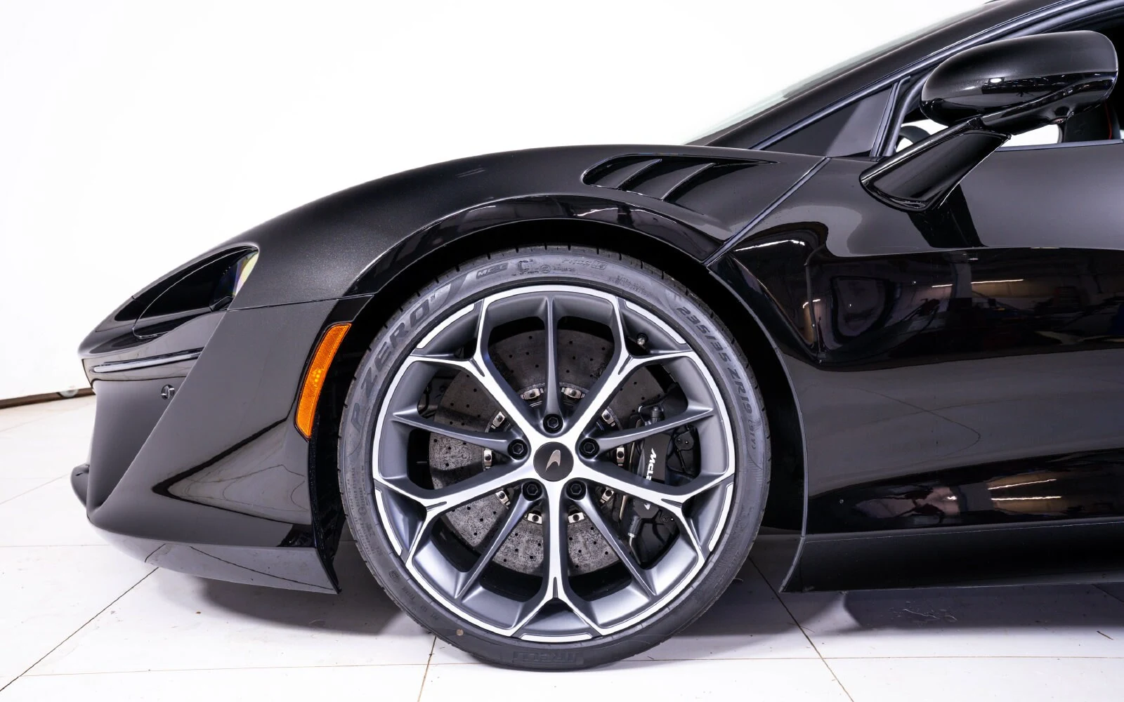 2026 McLaren Artura Performance, 12/22