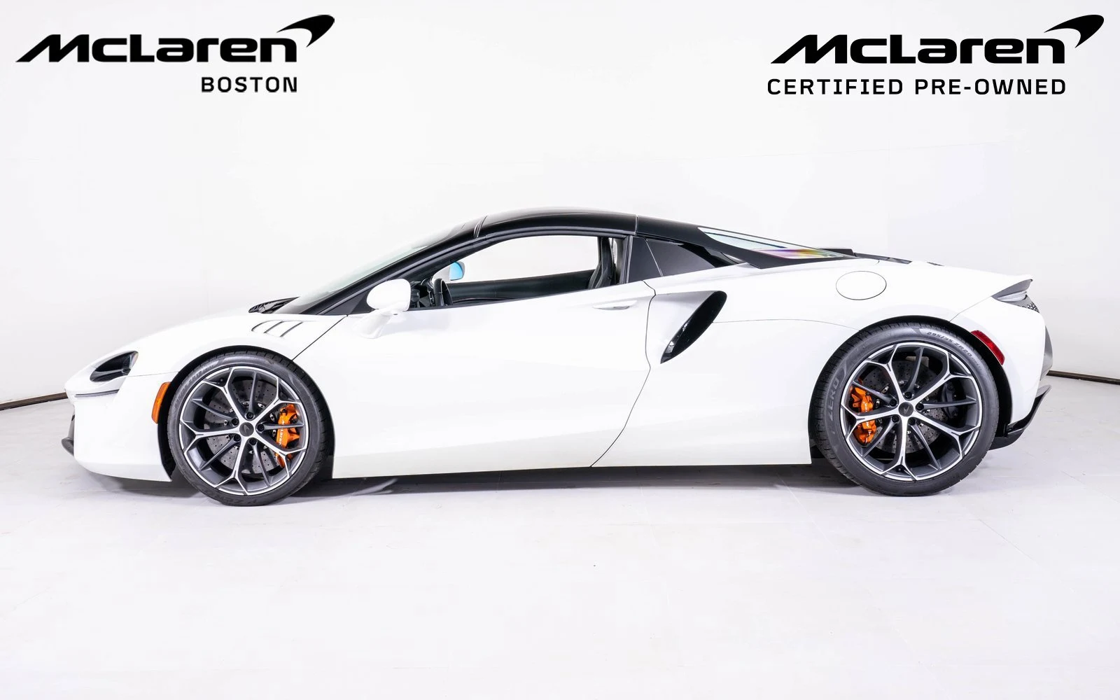 2025 McLaren Artura Spider Performance, 3/22