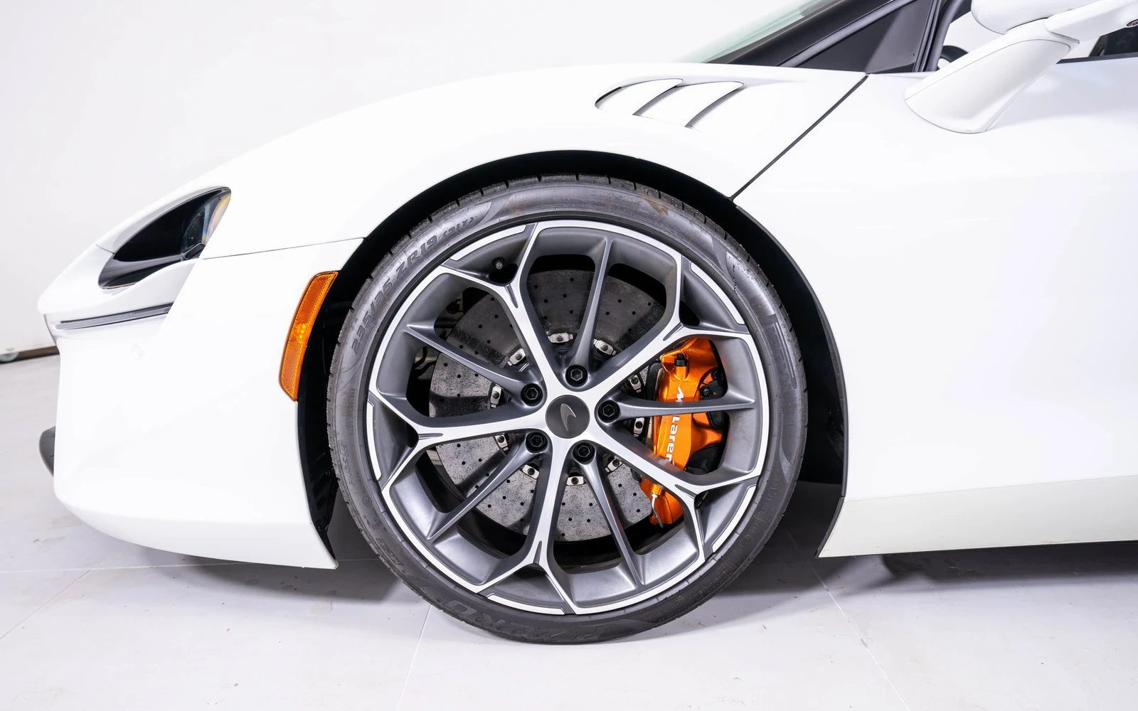 2025 McLaren Artura Spider Performance, 14/22
