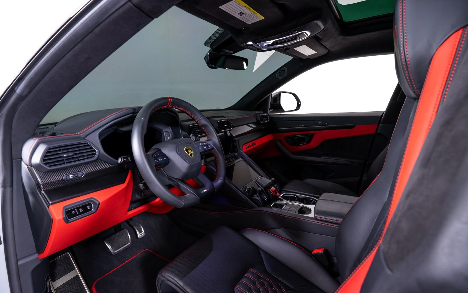 2023 Lamborghini Urus S, 16/22