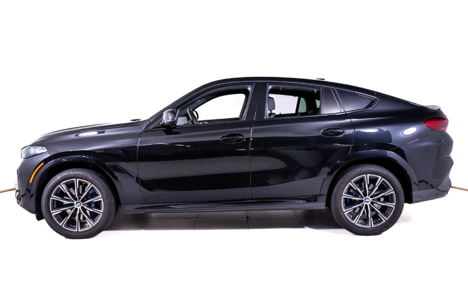 2025 BMW X6 xDrive40i (G06), 2/21