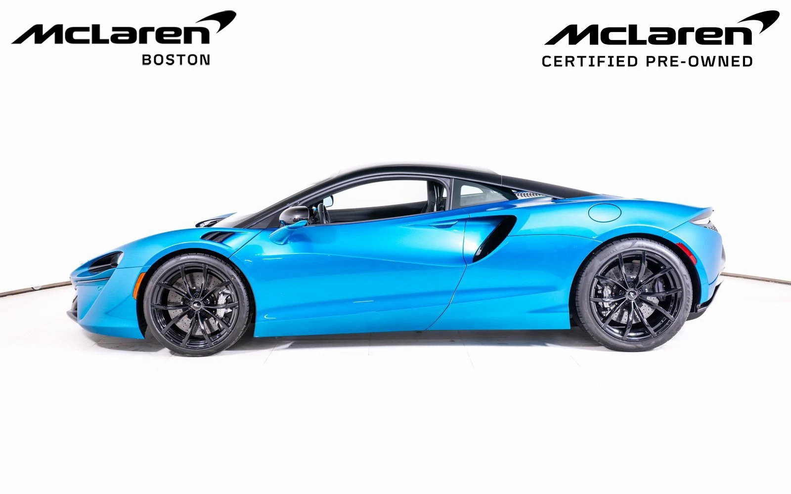 2024 McLaren Artura, 2/21
