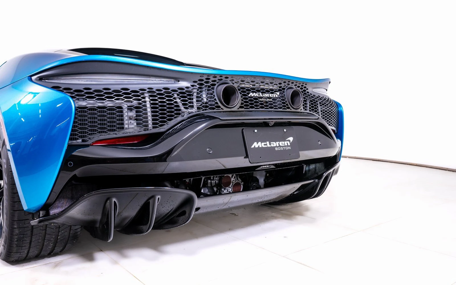 2024 McLaren Artura, 11/21