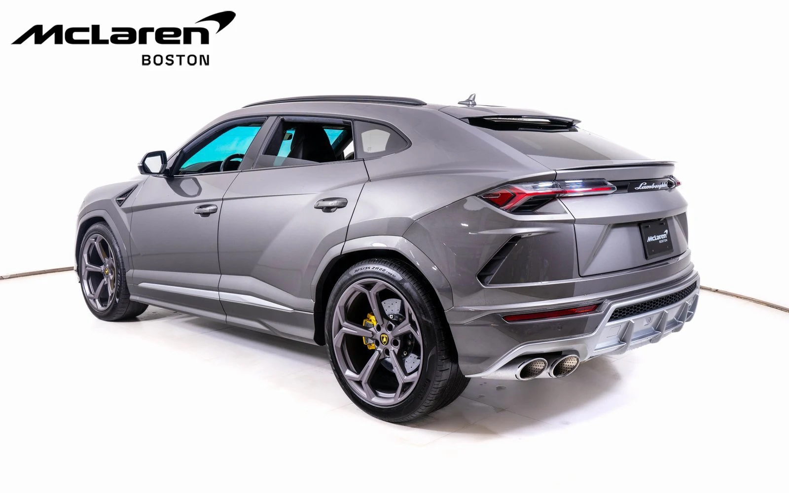 2021 Lamborghini Urus, 3/21