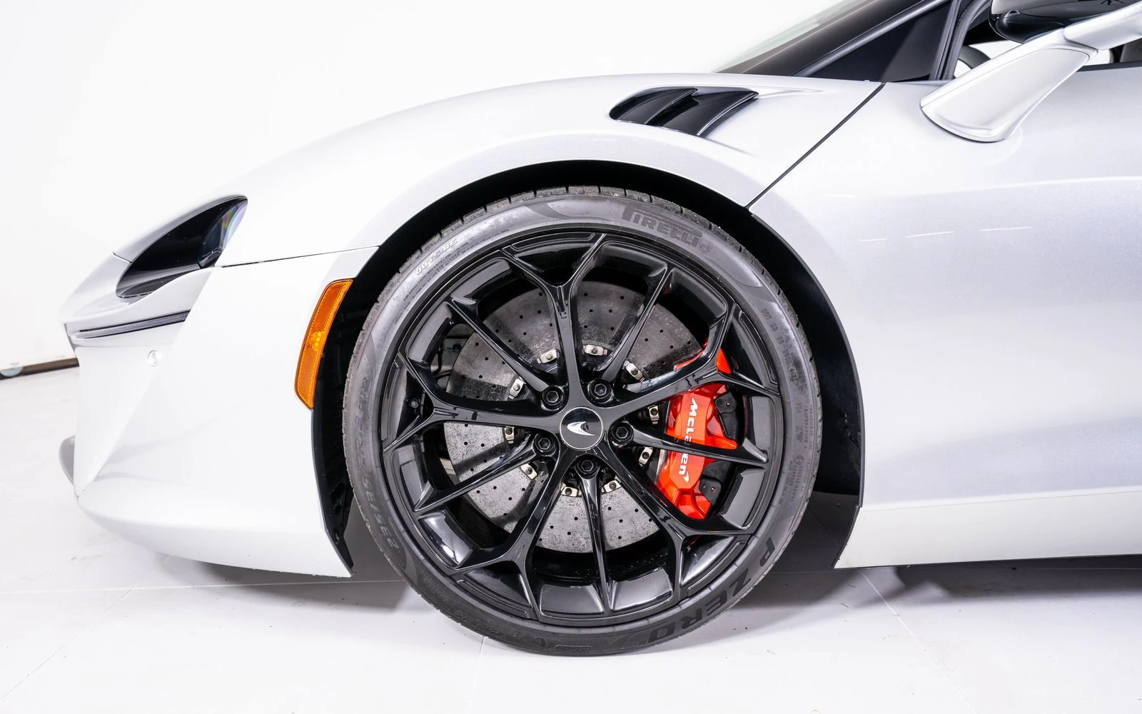 2023 McLaren Artura TechLux, 12/20