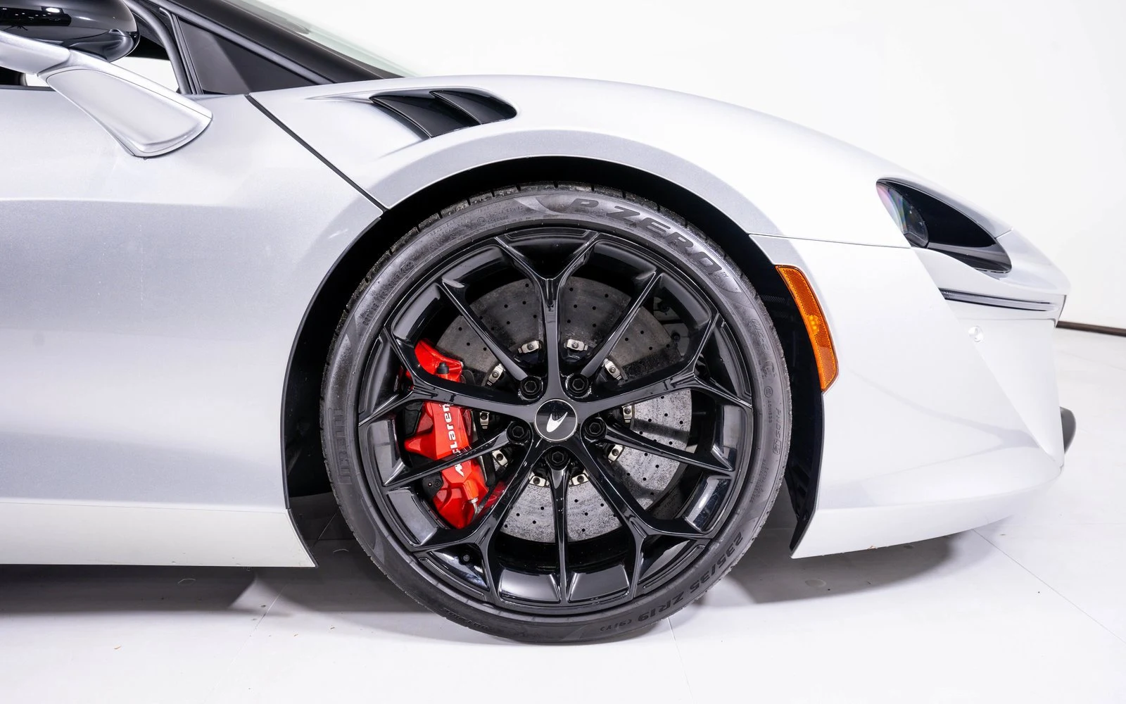 2023 McLaren Artura TechLux, 15/20